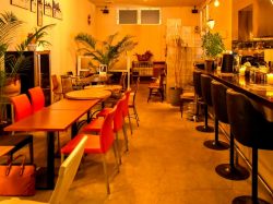 CAFÉ and BAR DoReMi 甲府 バー5
