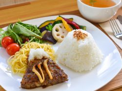 KITCHEN FUJIYAMA VIEW 富士河口湖町 カフェ・カレー