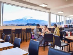 KITCHEN FUJIYAMA VIEW 富士河口湖町 カフェ・カレー