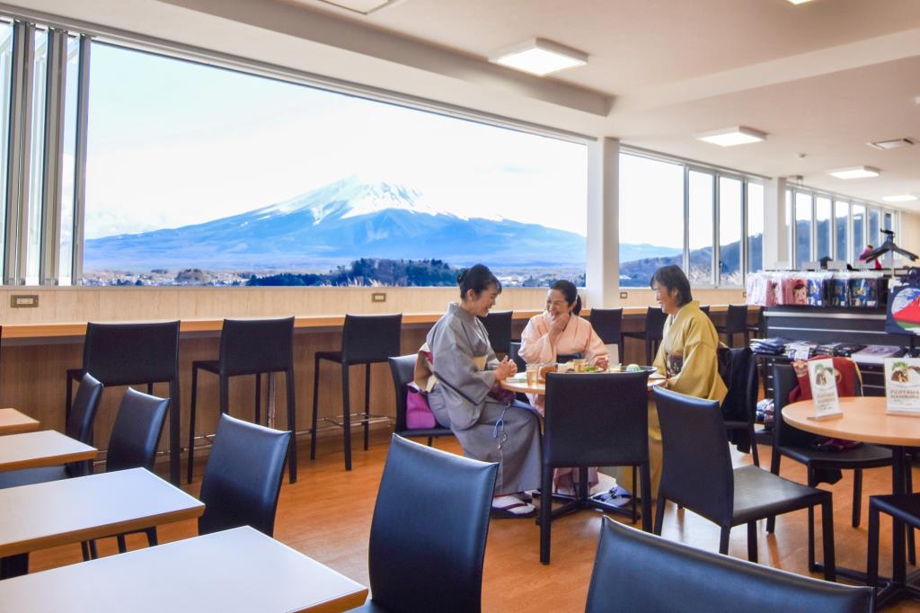 KITCHEN FUJIYAMA VIEW 富士河口湖町 カフェ・カレー