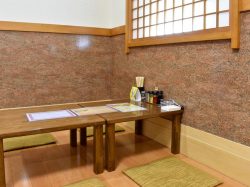 おかよ 居酒屋 富士吉田3