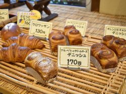 手仕事パン工房 榮や 甲府 パン