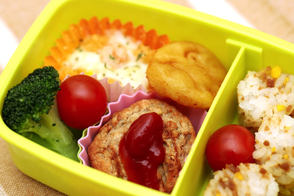 ミニ俵むすびの洋風お弁当 レシピ工程5