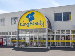 キングファミリー甲府貢川店