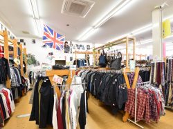キングファミリー甲府貢川店 甲府 古着・アクセサリー・メガネ・小物