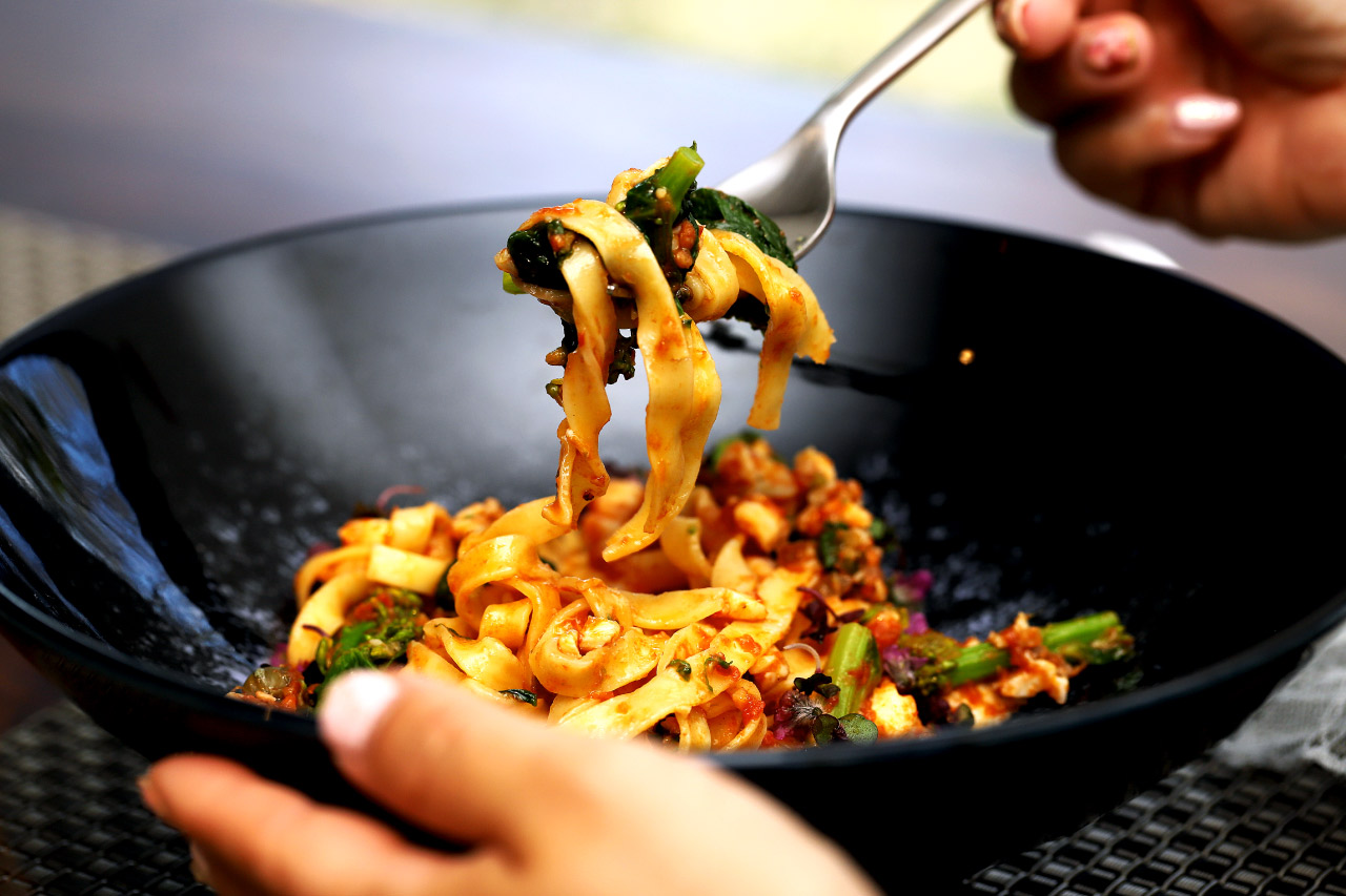 タリオリーニの平打ち麺