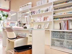 フィーネヴァレンテ 山梨市駅前店 山梨市 ネイル・まつ毛・マツエク