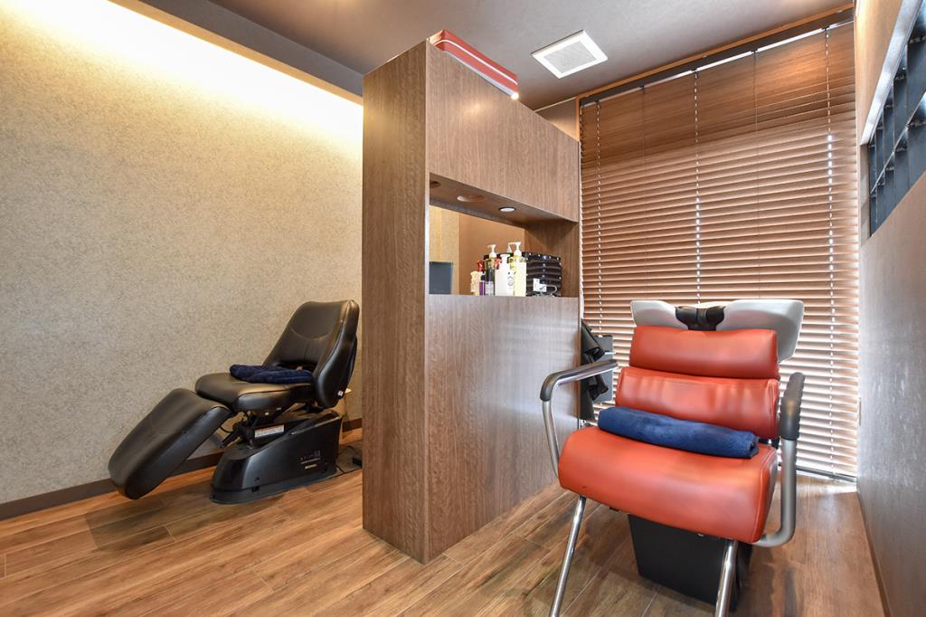 HAIR&MAKE AXIS 昭和町 ヘア・まつ毛・まつエク