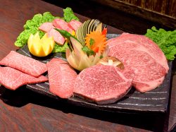 新世館 石和店