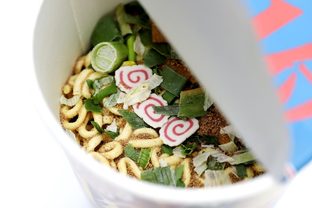ファミマからうゑず監修カップ麺が発売