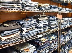 古着屋BEAM 甲府 古着・アクセサリー・靴・時計・雑貨