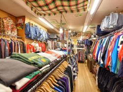 古着屋BEAM 甲府 古着・アクセサリー・靴・時計・雑貨