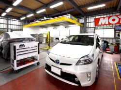 TOTAL AUTO RYU 富士吉田市 車