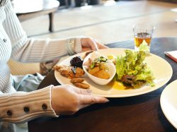 【cafe vol.40】キッチンオハナ～命をつなぐ愛の料理～ | ゆるゆるカフェめぐり〜スタッフのぶれいくたいむ〜 | PORTA