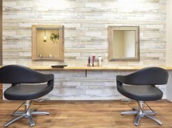 Hair Salon Le luci 甲府 ヘア・脱毛