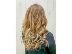 Hair Salon Le luci 甲府 ヘア・脱毛