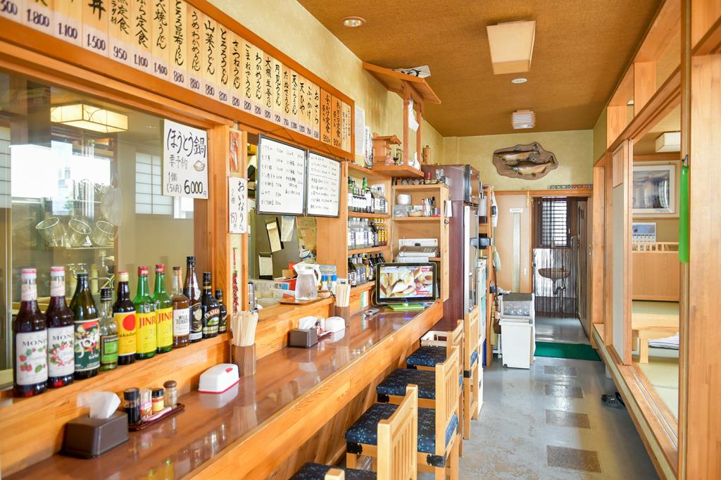 手打ちうどんふじえ 韮崎市 和食・うどん