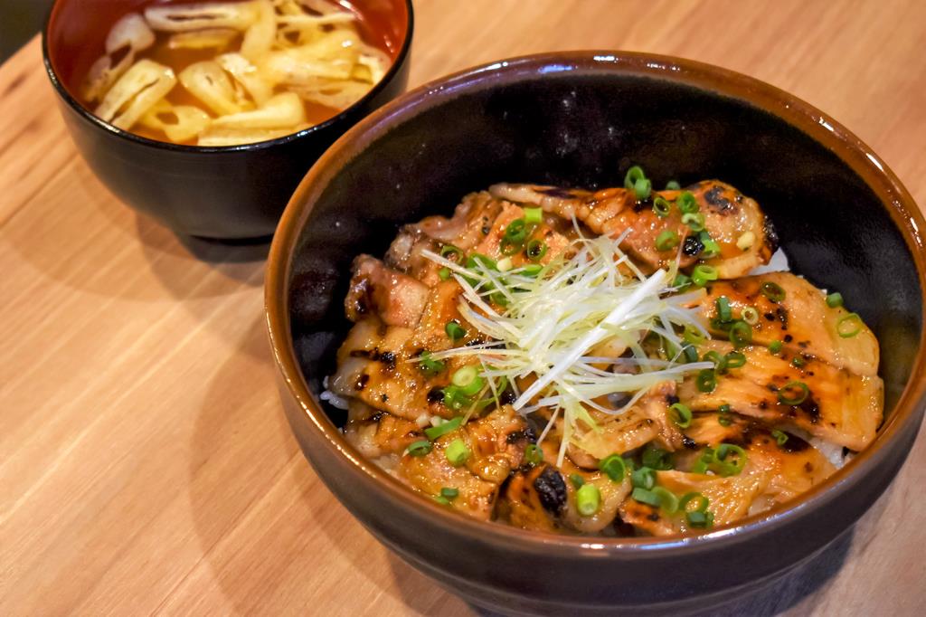 とんかつ天山 甲府駅前店 甲府市 和食