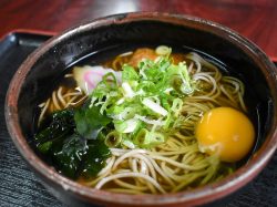 手打ちうどん いなか 忍野村 そば・うどん