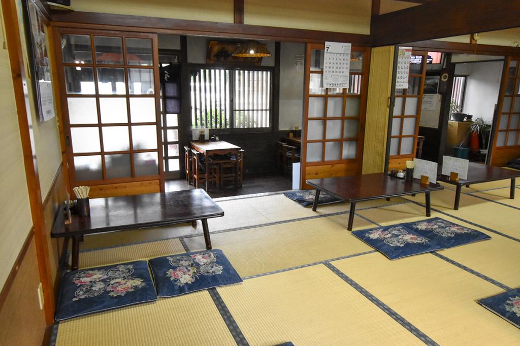 手打ちうどん いなか 忍野村 そば・うどん