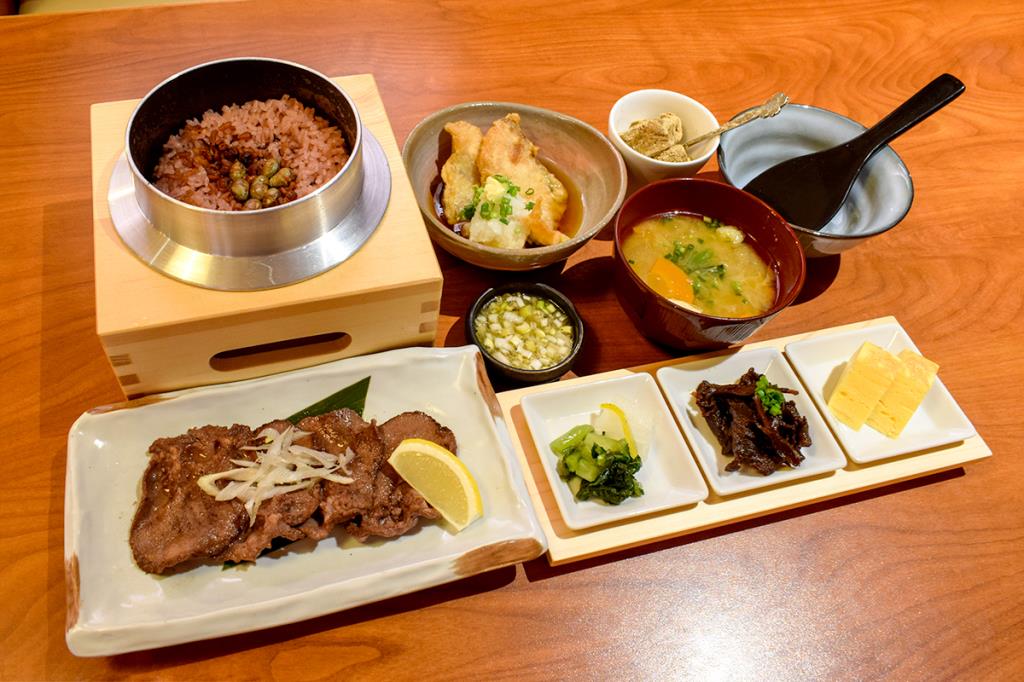 五穀 甲府昭和店 昭和町 和食
