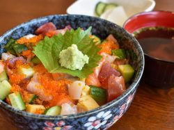 お食事処 居酒屋 小麦