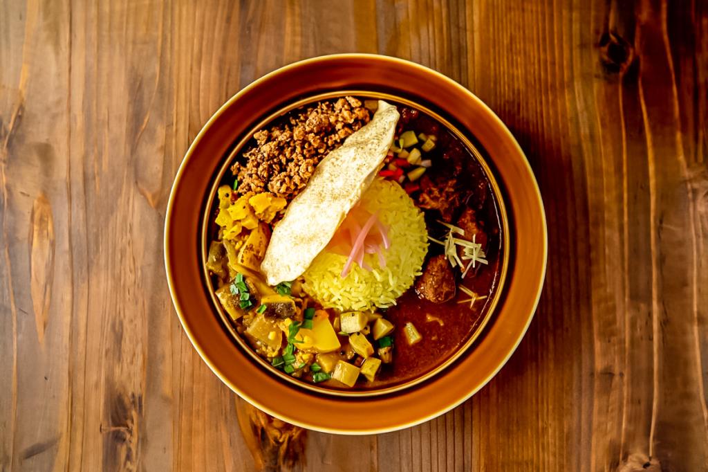LIV SPICE 甲府 カレー