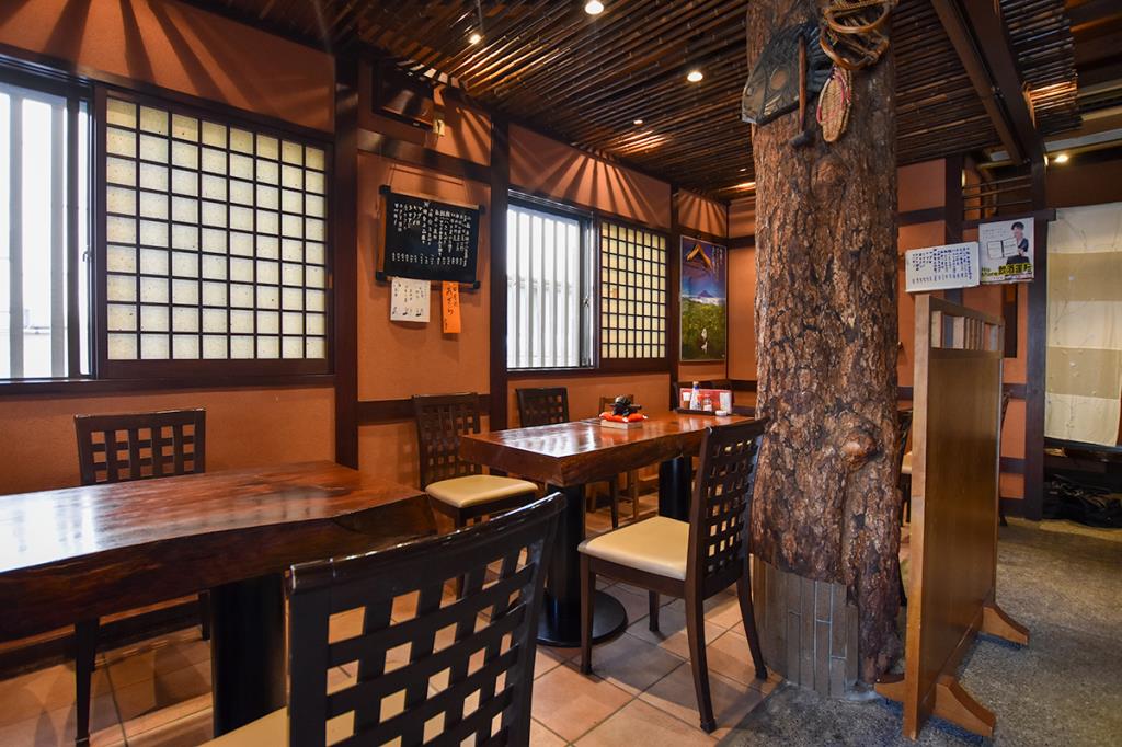 奈良田 富士見店 甲府市 和食・ほうとう