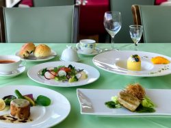 レストラン鳥居平 甲州市 洋食・フレンチ・テイクアウト