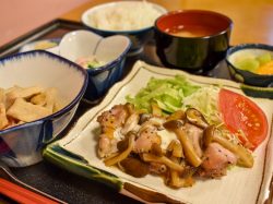 郷土食と宿 せんでゃー