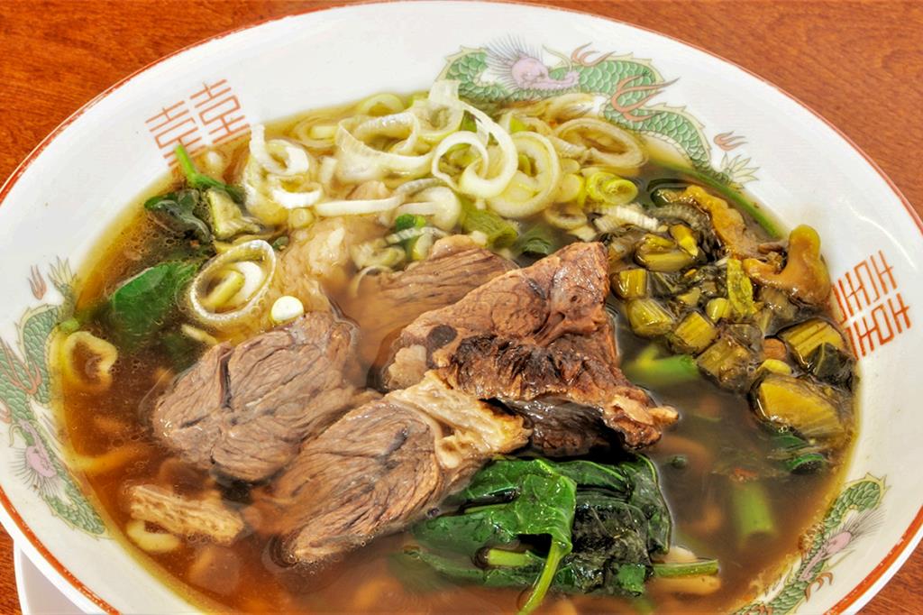 台灣夜市小吃店 甲府 中華・各国料理