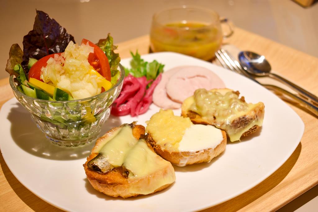 west side café 北杜市 カフェ/喫茶