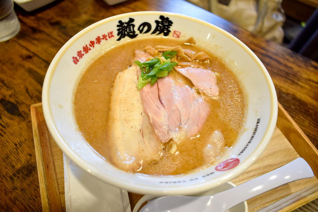 自家製中華そば麺の虜 昭和町に移転オープン！
