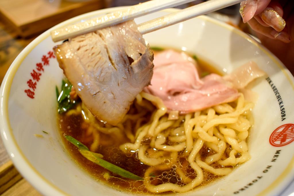 自家製中華そば麺の虜 昭和町に移転オープン！