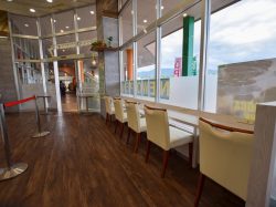 FOODBOATCafe ライフガーデンにらさき店 韮崎市 カフェ