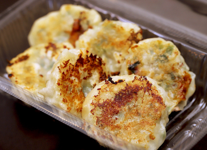 キッチンカフェそらの洋食屋のラビオリ風餃子
