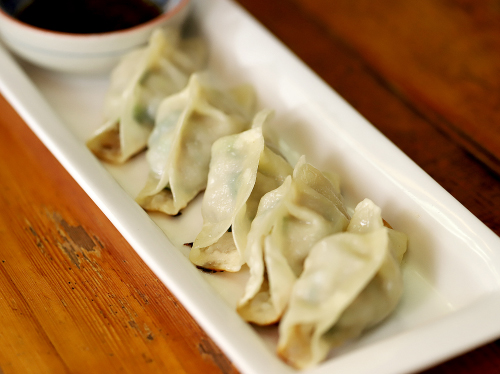 豊鮨-甲府市 | 山梨の美味しい餃子10選