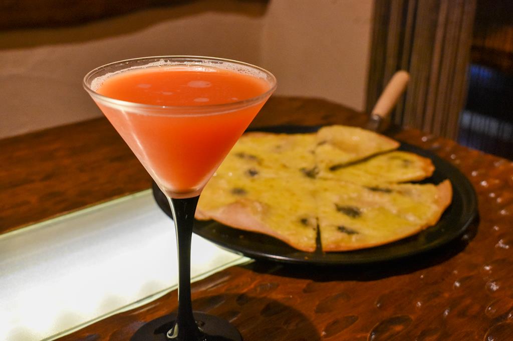 Dining＆Bar Cooliya 富士河口湖町 バー