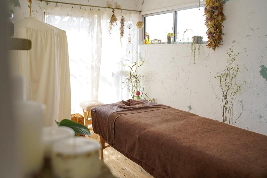 YnimaHerbal 甲府 ボディケア