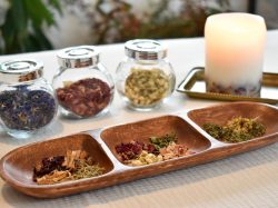 YnimaHerbal 甲府 ボディケア