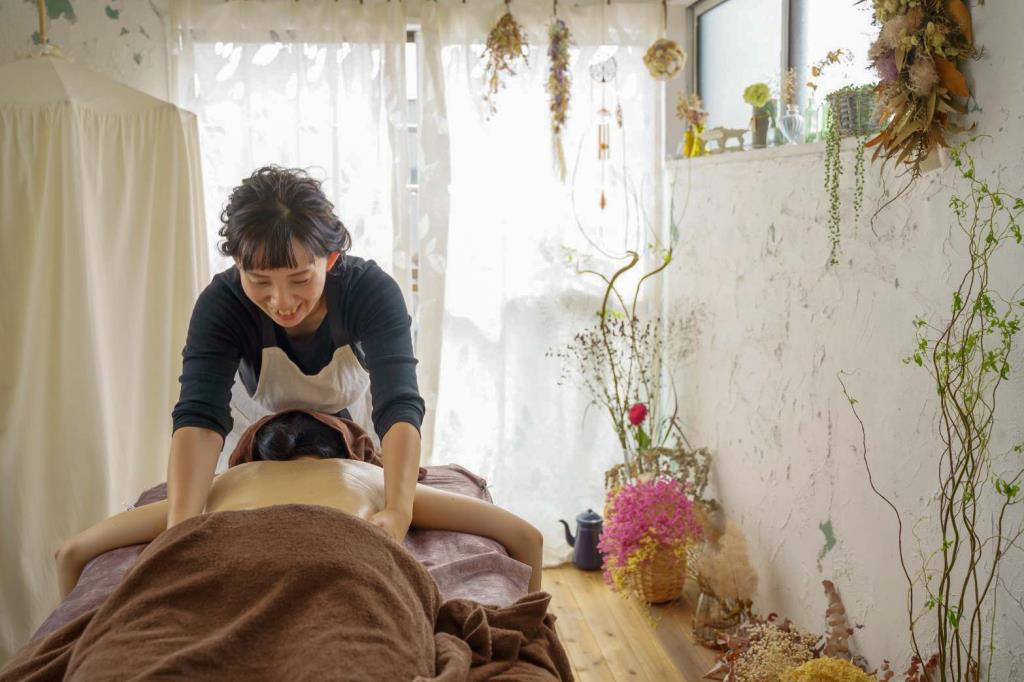 YnimaHerbal 甲府 ボディケア
