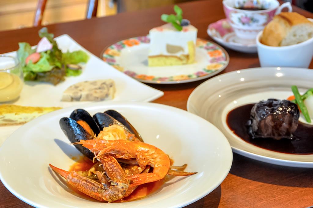 レストラン＆パティスリー ボンマルシェ 甲府 フレンチ
