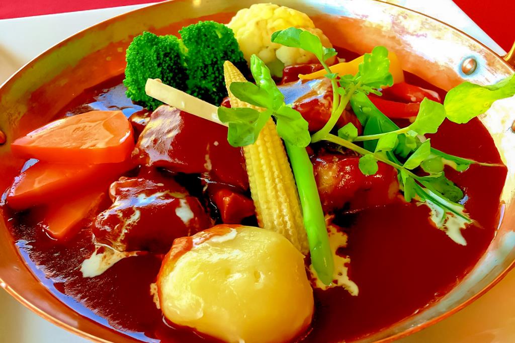 ぶどうの丘 展望ワインレストラン 甲州市 洋食