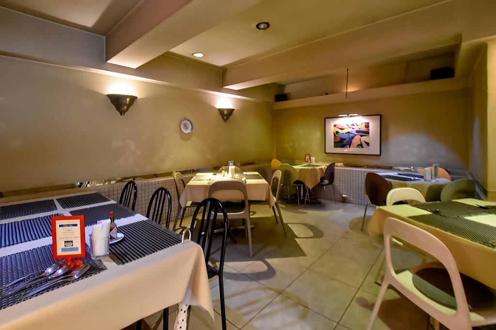 Trattoria PIPS 都留市 イタリアン