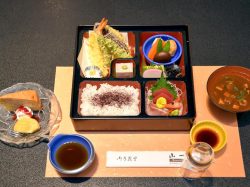 山一 yamaichi 都留市 和食