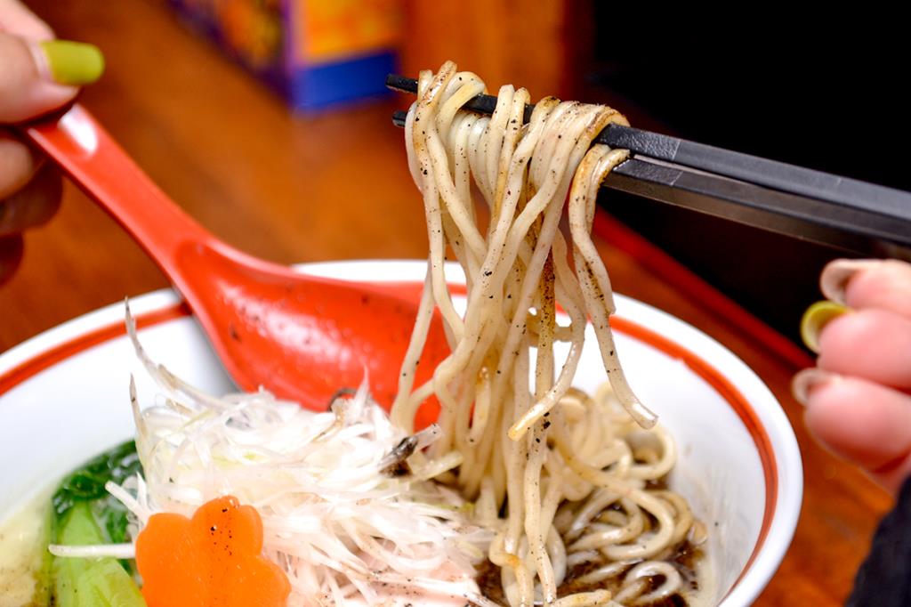 麺やコリキ
