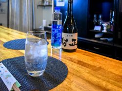 カラオケBarはなび