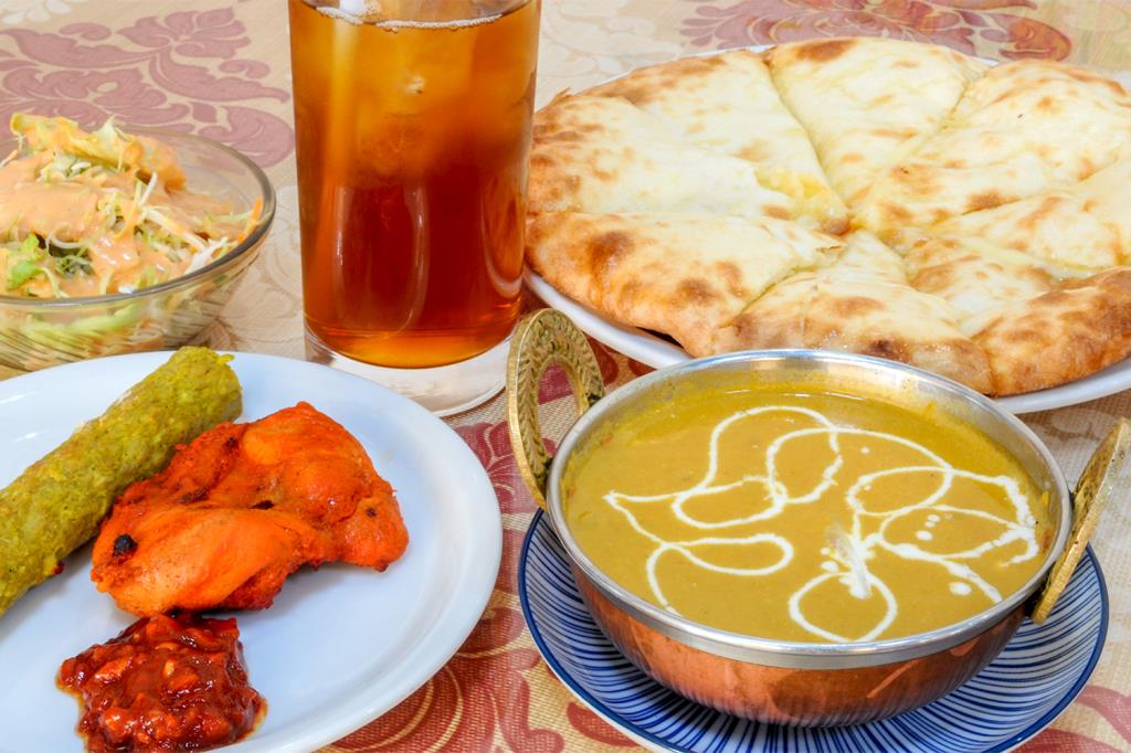 ネパール・インドレストラン サハラ 南アルプス市 カレー