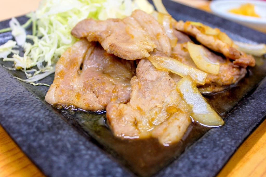 レストランお勝手場 都留市 和食・洋食