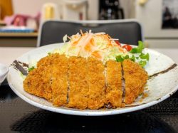 レストランお勝手場 都留市 和食・洋食